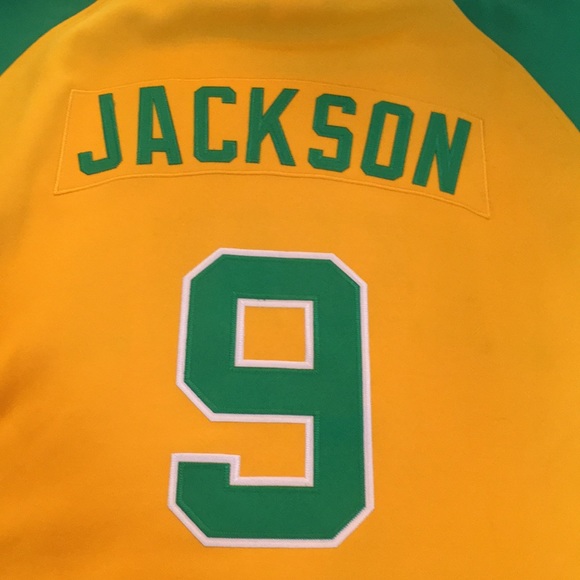 Reggie Jackson Cooperstown sweatshirt (A’s) - Picture 10 of 10